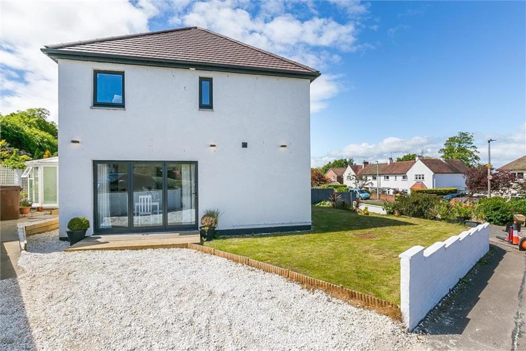 Dreghorn House 4 Bedrooms 3 Toilets 3 Reception Free Parking 233 Mbp Wifi 에든버러 외부 사진
