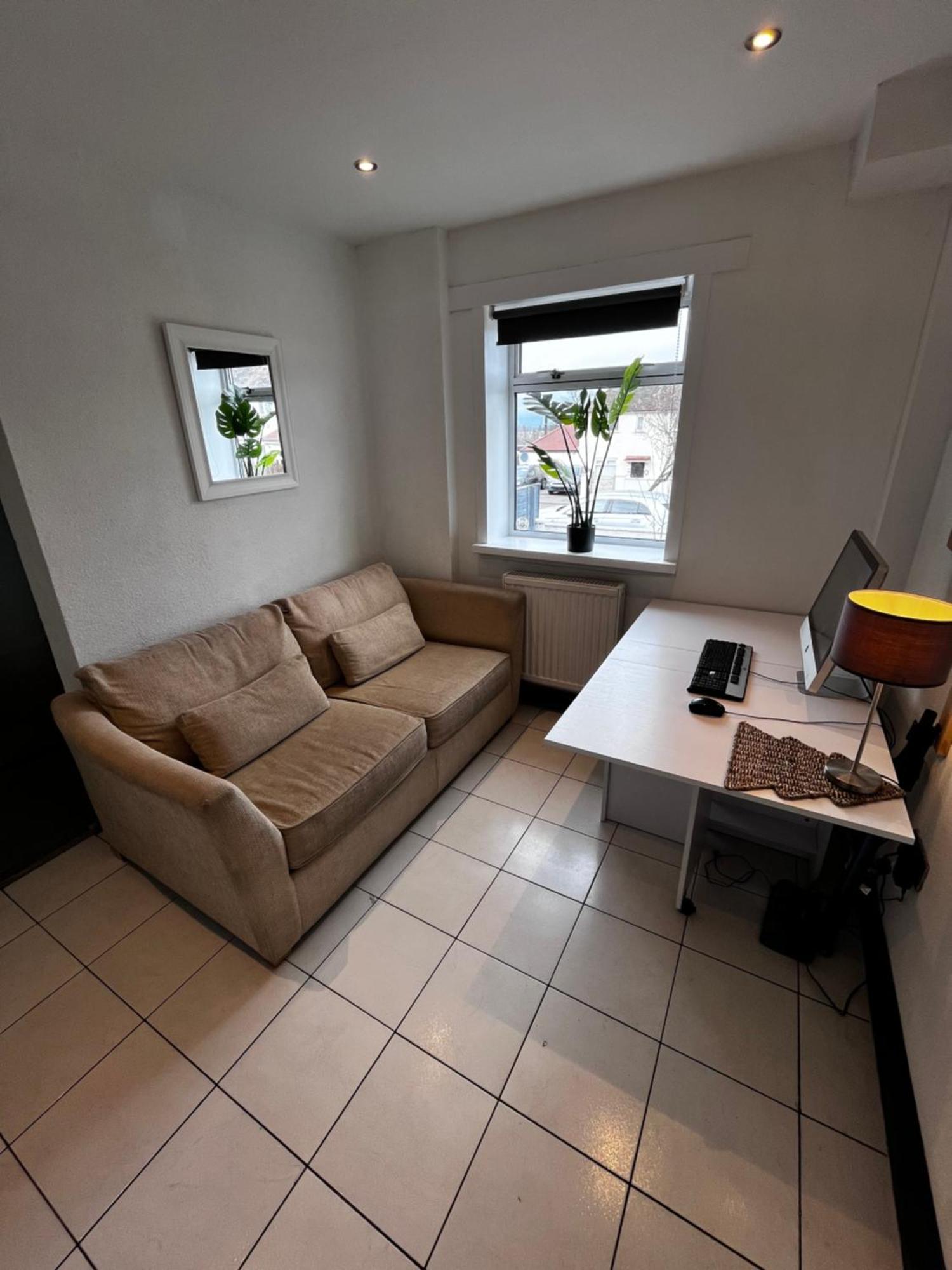 Dreghorn House 4 Bedrooms 3 Toilets 3 Reception Free Parking 233 Mbp Wifi 에든버러 외부 사진